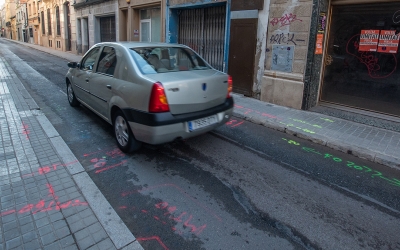 El carrer Sant Pere, a punt per l'inici de les obres, aquest matí/ Roger Benet